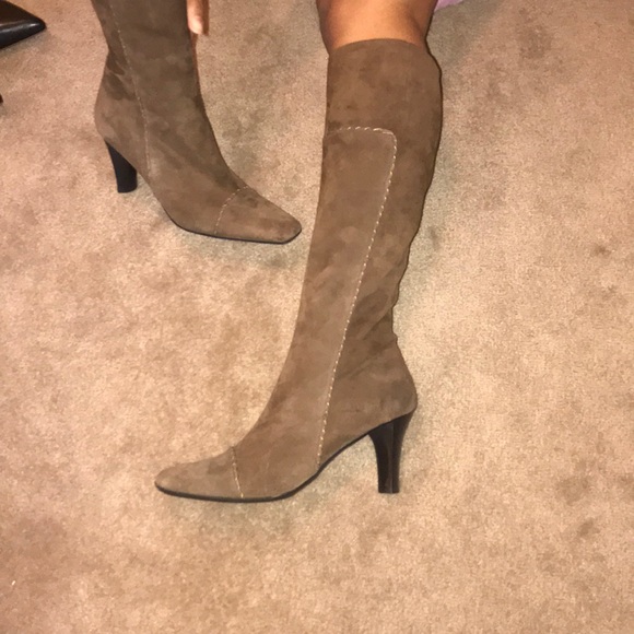 Via Spiga Shoes - VIA SPIGA NWT tan real genuine suede knee high boots